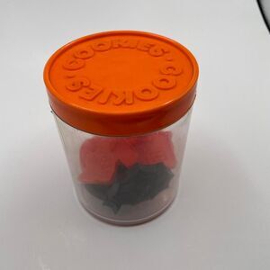 1988 Wilton Halloween Cookie Cutter Set Baking Vintage Retro Spooky Fall READ